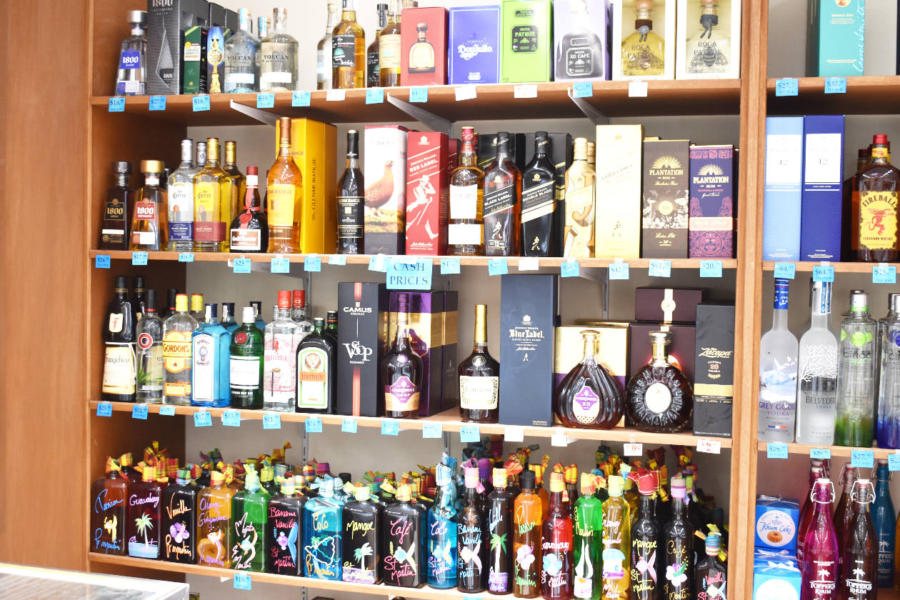 Jeweles and Beyond sells liquor at bargain prices in St Maarten