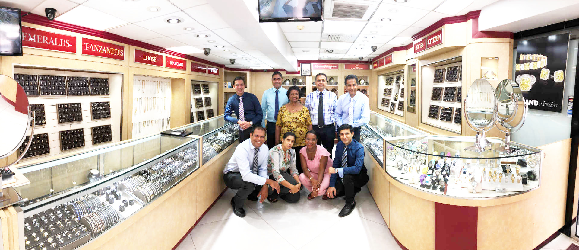 Sint Maarten Jewelry Shopping with GRAND JEWELERS