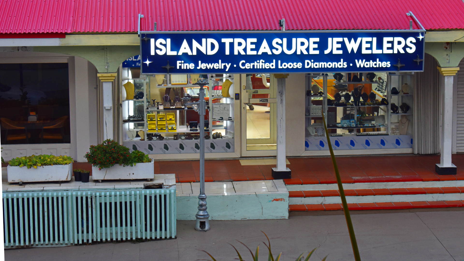 island treasure jewelers exterior 3 1260