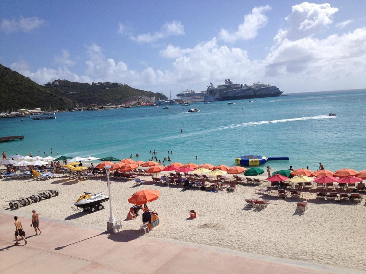 sea view beach hotel st maarten beachview 2