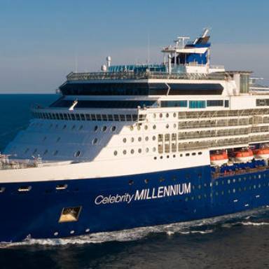 Cruise Ships Return to Sint Maarten
